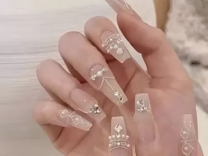 Autumn Nail Trends You Need to Know for 2024